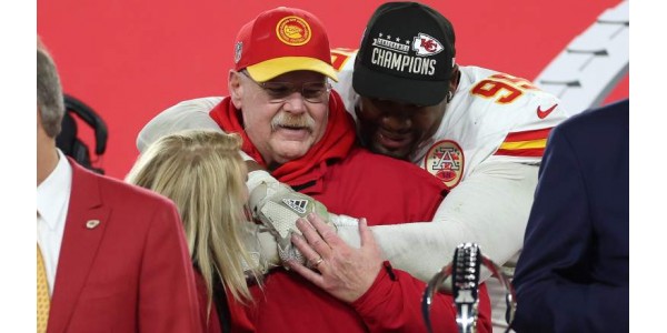 La fuerza de Chris Jones es uno de los factores importantes para el éxito de los Kansas City Chiefs